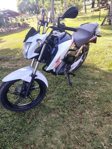 Vendo ou troco com volta pra mim, Titan 160 , 2020 quitada e legalizada