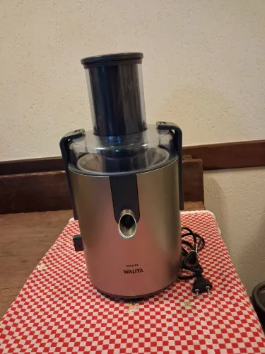 Juicer (Centrífuga) Walita