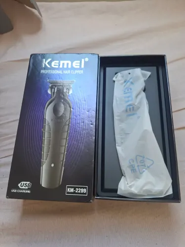 Máquina Kemei Profissional Nova na caixa