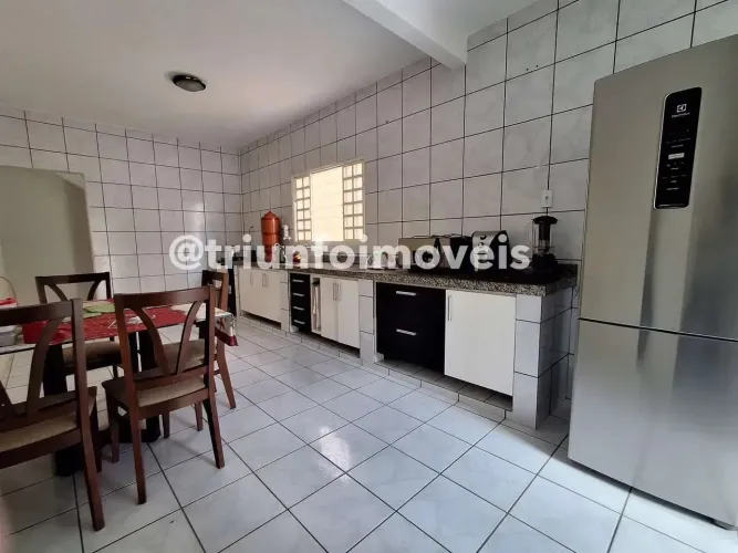 Casa duplex a venda no Lourival Parente com 3 suítes