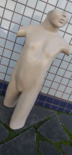 Manequim infantil menino