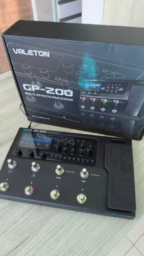 Pedaleira Valeton GP200