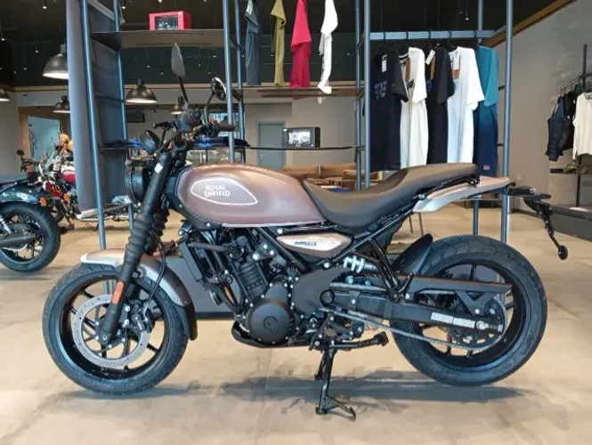 ROYAL ENFIELD GUERRILLA 450cc - PEIX BRONZE 2026 - ZERO KM Sinta o poder da nova Guerrila