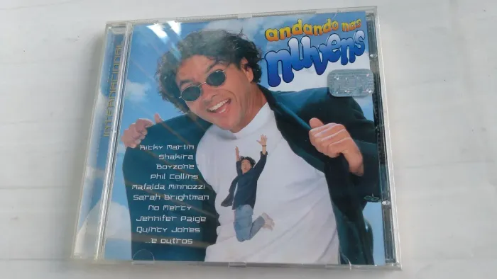 CD da novela andando nas nuvens internacional. 