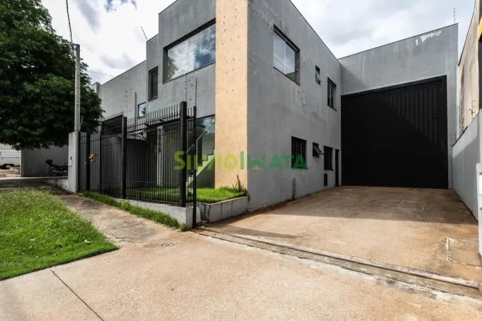 EXCELENTE BARRACÃO DE 230,00 M² PARA LOCAR NO JD. ALVORADA.