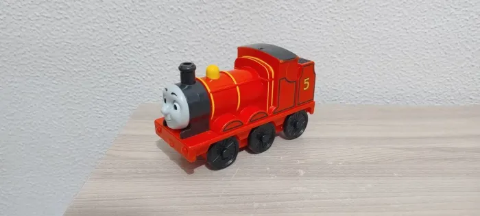 Trem Thomas e seus amigos - James - Fisher Price - Mattel