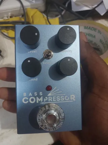 Pedal compressor Bass Fuhrmann Conservadissimo. <br>R$ 250