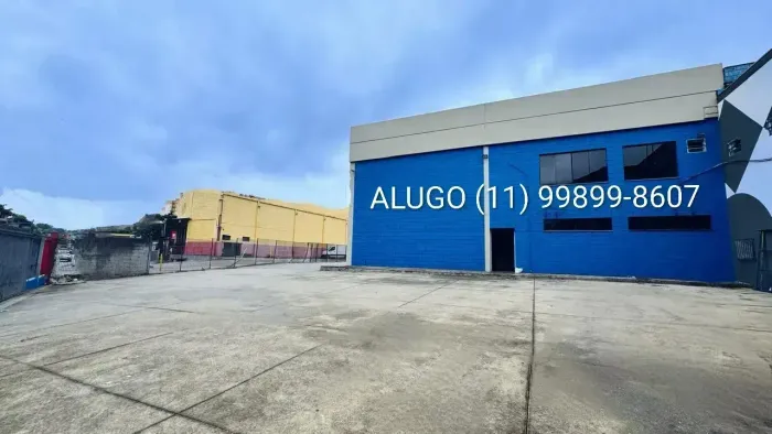 Imóvel para aluguel possui 2400 metros quadrados em Piratininga - Osasco - SP