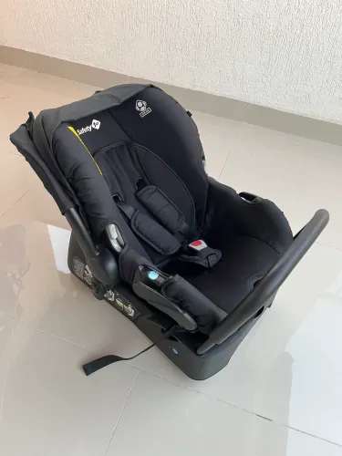 Bebê conforto com suporte para carro!