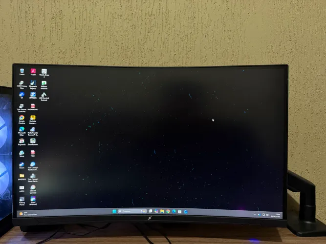 Monitor gamer superframe ultrax 27Pol, curvo