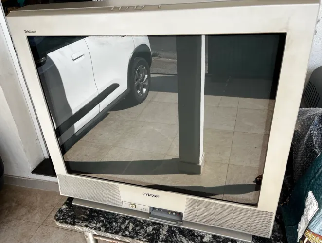 TV de tubo Sony Wega Trinitron 34 polegadas NÃO ENVIO