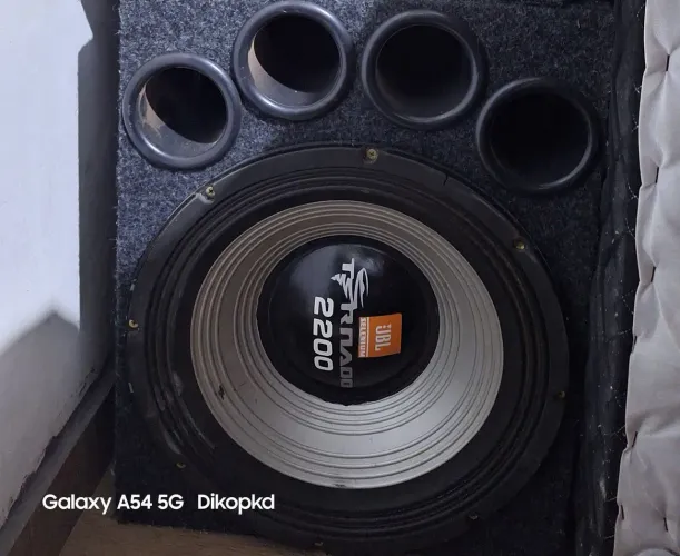 Wofer JBL TORNADO 