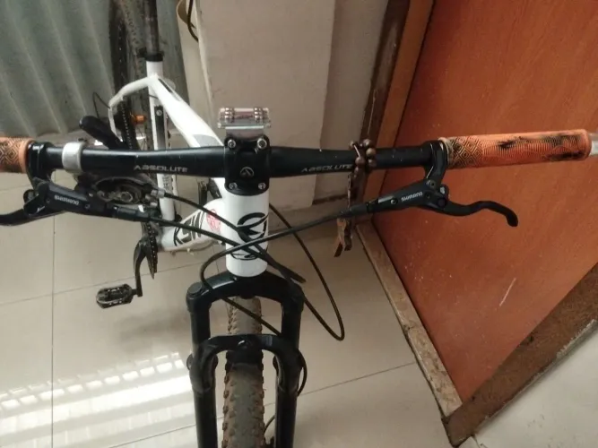 Par de freio Shimano 446