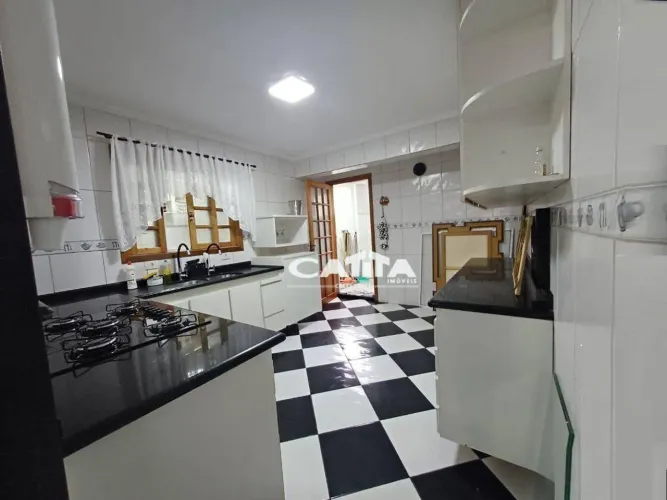 Sobrado com 3 dormitórios à venda, 210 m² por R$ 950.000,00 - Parque do Carmo - São Paulo/