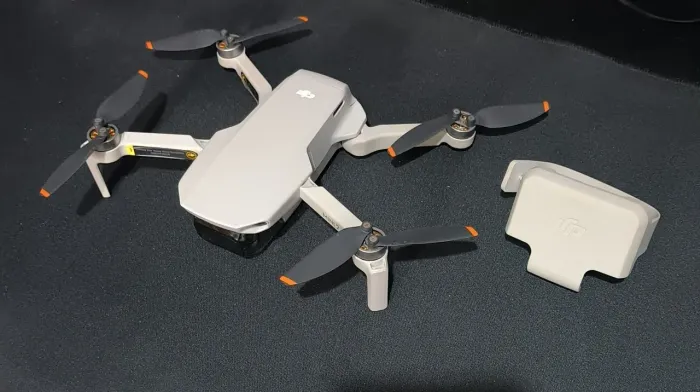 Vendo drone DJI mini 2 Flymore