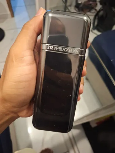 Perfume masculino 212 vip Black elixir