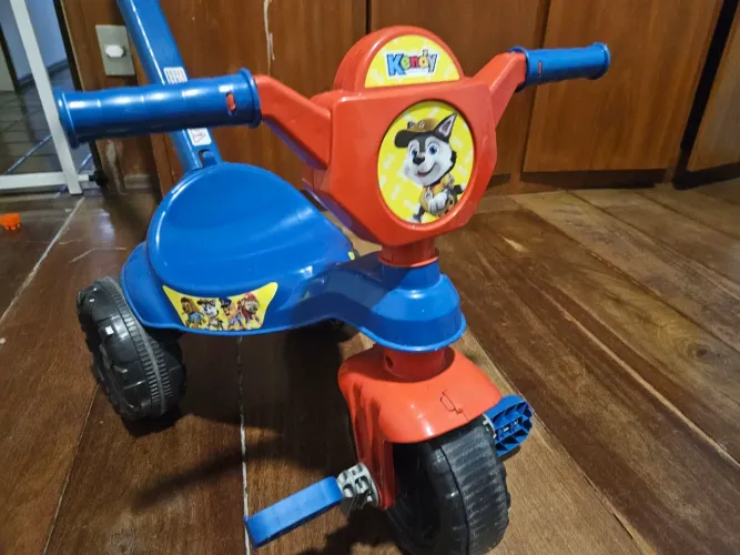 Triciclo infantil 