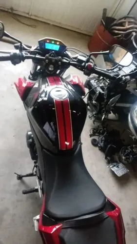 Sucata de moto para retirada de peças Honda CB 500f 2019