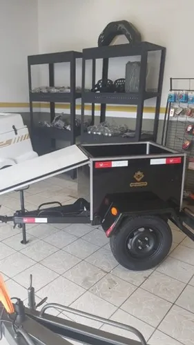 Reboque Carretinha Bau Isotermico Moto ou Carro  Encomende a sua