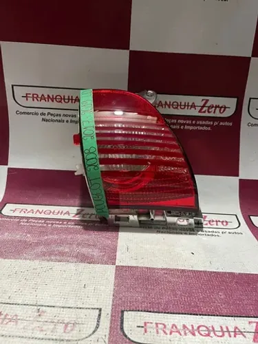 Lanterna de Neblina Direito Peugeot 2008 2017 - 2019