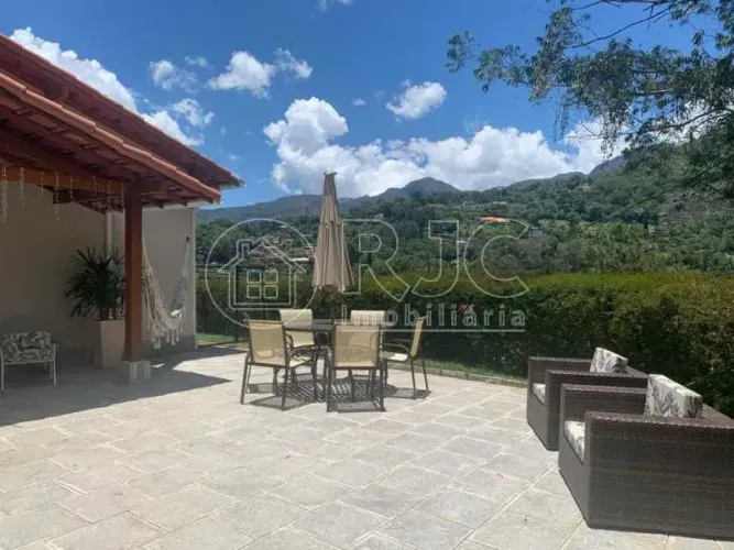 Casa de rua - Linear / Residencial / Parque do Imbui