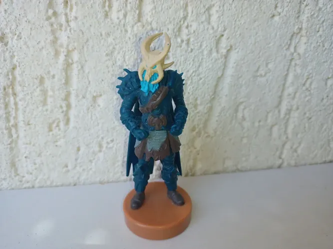 Boneco fortinite 8 cm aproximadamente
