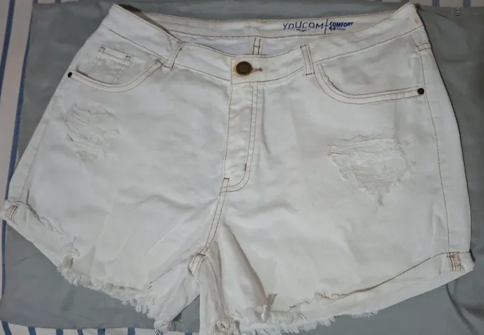 Shorts jeans Branco. 