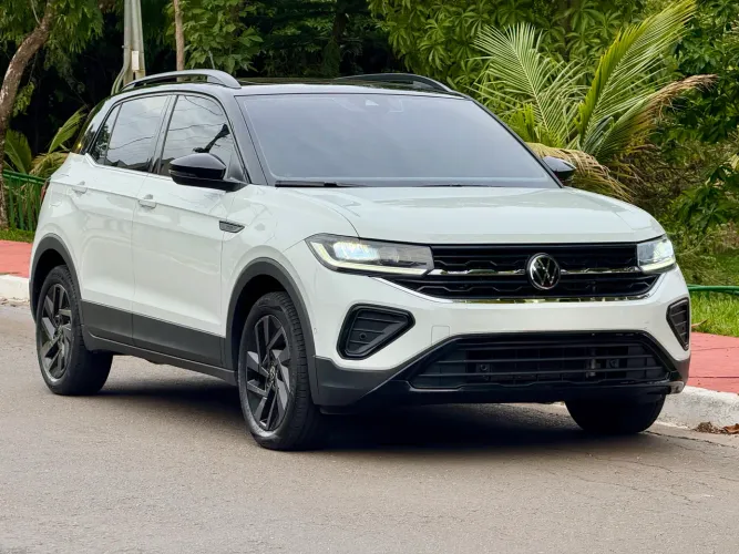 T-CROSS HIGHLINE black Edition