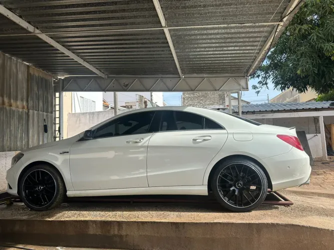 Mercedes-Benz CLA-200 Vision 1.6 TB 16V Flex Aut. 2015