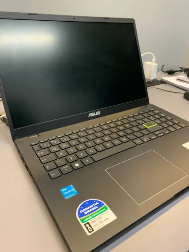 Notebook NOVO - 1 mês de uso