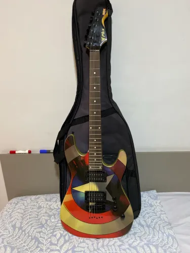 Guitarra elétrica Phx com amplificador Borne Strike G30