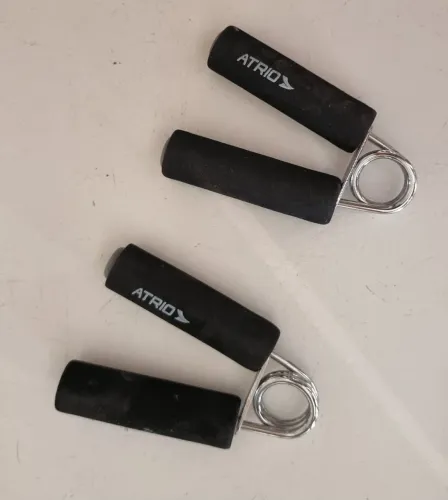 Par Hand Grip Com Espuma Preto/Cinza Atrio
