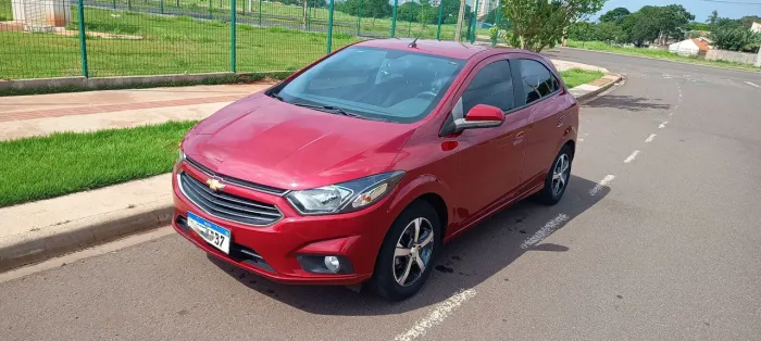 Chevrolet Onix Hatch LTZ 1.4 8V Flex Mec. 4P 2017