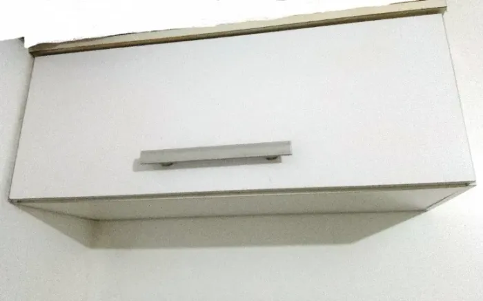 Armário Suspenso Mdf Sem Prateleira Sem Amortecedor Medidas 1.00x0.35x0.30 Bom Estado