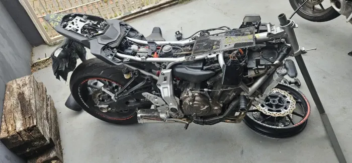 Moto Yamaha Mt07 2017 para retirada de peças 