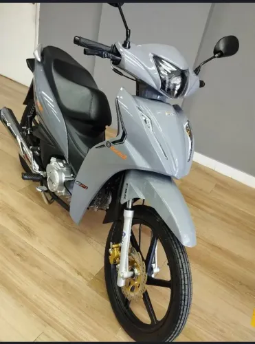 AZ 125 COM ZERO DE ENTRADA 