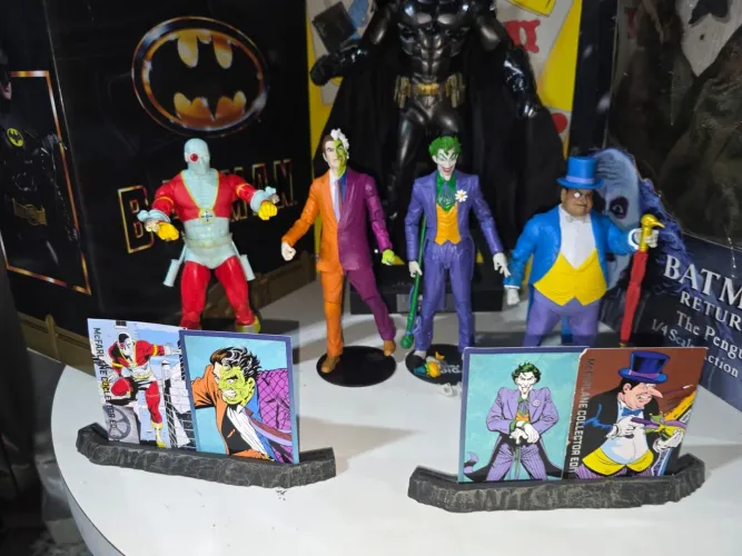 Action Figures Coleção Batman McFarlane
