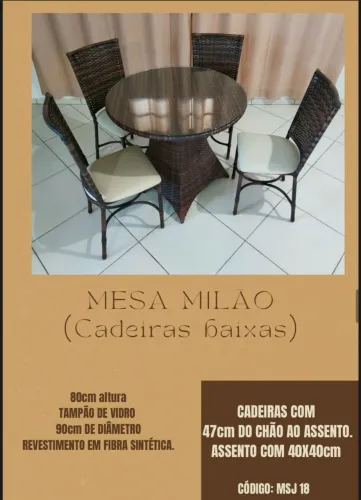 Mesa Milão com Cadeiras Baixas - Fibra Sintética.