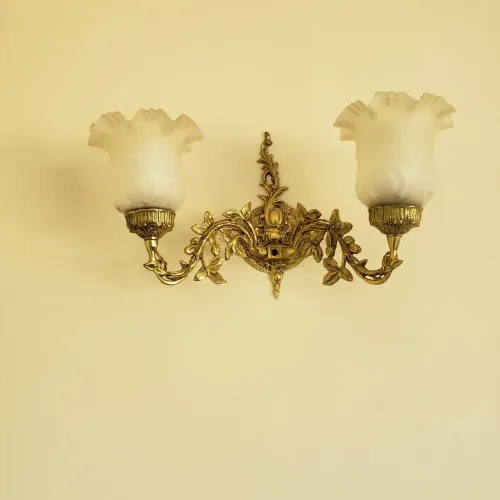 Arandela metal bronze vintage.