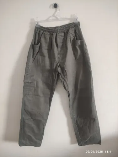 Calça de brim reforçada