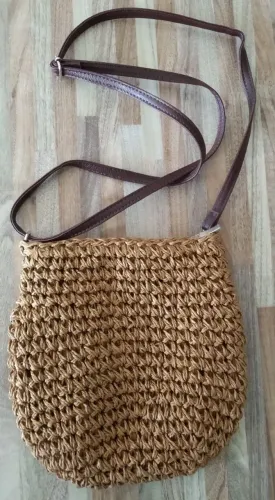 Bolsa Palha nova e perfeita