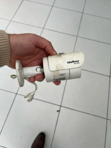 Câmera de Segurança Intelbras VIP S3020