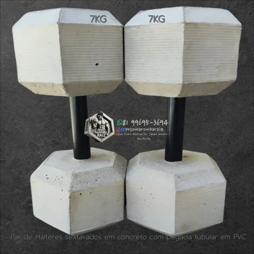 Par de Halteres 7kg (7+7kg = 14kg total) - R$ 84,00 Pegada tubular em PVC + Concreto 