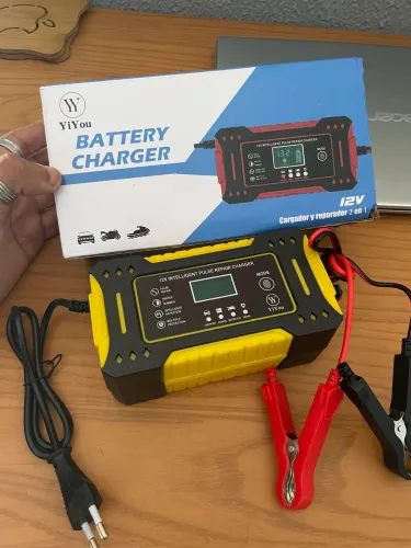 CARREGADOR DE BATERIA INTELIGENTE AUTOMOTIVO