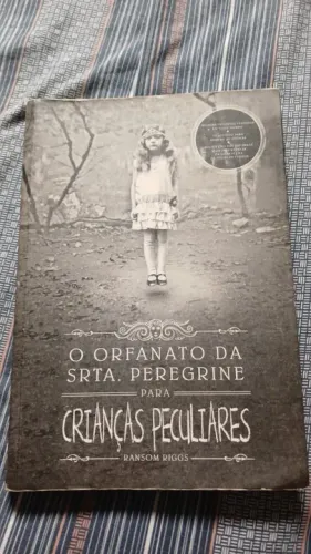 O Orfanato da Srta. Peregrine Para Crianças Peculiares