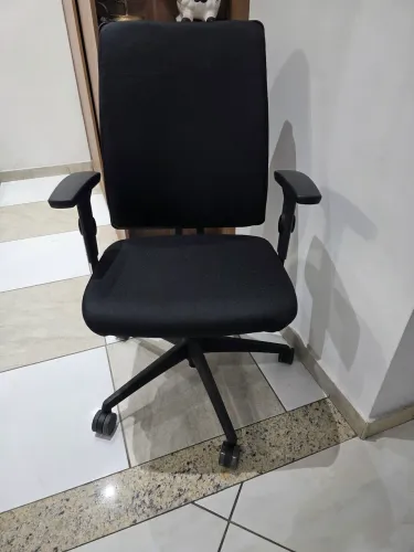 Cadeira de escritório - Flexform 