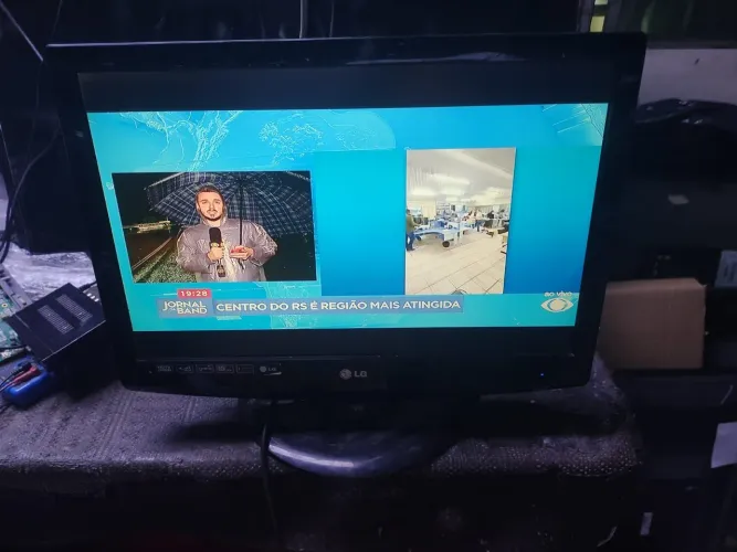 Vendo tv monitor  lg