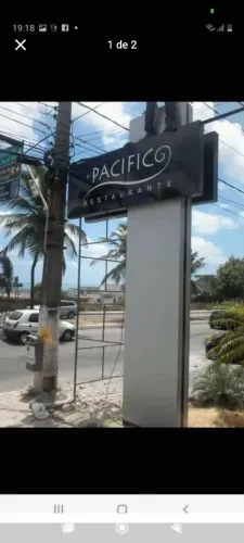 Totem luminoso em ACM 