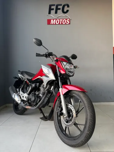 Titan 160 ano 2024  IPVA 2025 pago Faço Financiamento 