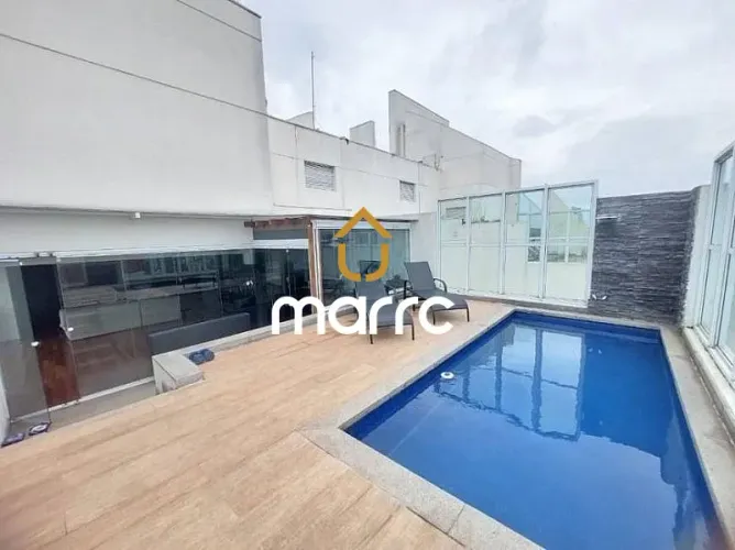 Linda cobertura duplex a venda no condomínio Humanari